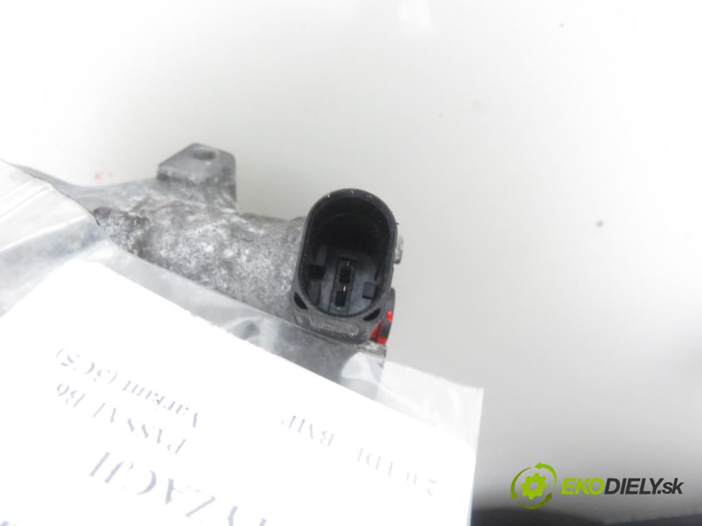 VW PASSAT B6 Variant (3C5) KOMBI 2006 103,00 2.0 TDI PD 8V 140 - BMP 1968,00 KOMPRESOR: klimatizácie 1K0820803S (Kompresory klimatizácie)