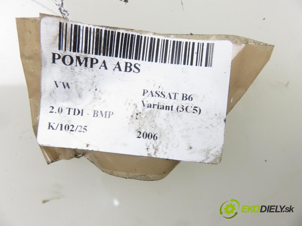 VW PASSAT B6 Variant (3C5) KOMBI 2006 103,00 2.0 TDI PD 8V 140 - BMP 1968,00 pumpa ABS 3C0614095Q (Pumpy brzdové)