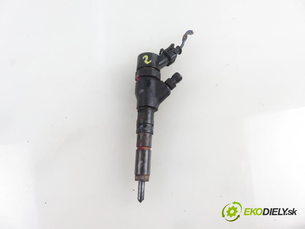 CITROEN JUMPER Skrzynia (244) FURGON 2003 62,00 2.0 HDi - RHV (DW10TD) 1997,00 vstrekovač 0445110076 ; 9653594280 (Vstrekovače)