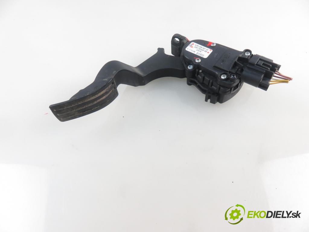 FORD FIESTA V (JH_, JD_) HB 2008 50,00 1.4 TDCi 68 - F6JB 1399,00 Potenciometer plynu 2S619F836AB ; 6PV00856710 (Pedál)