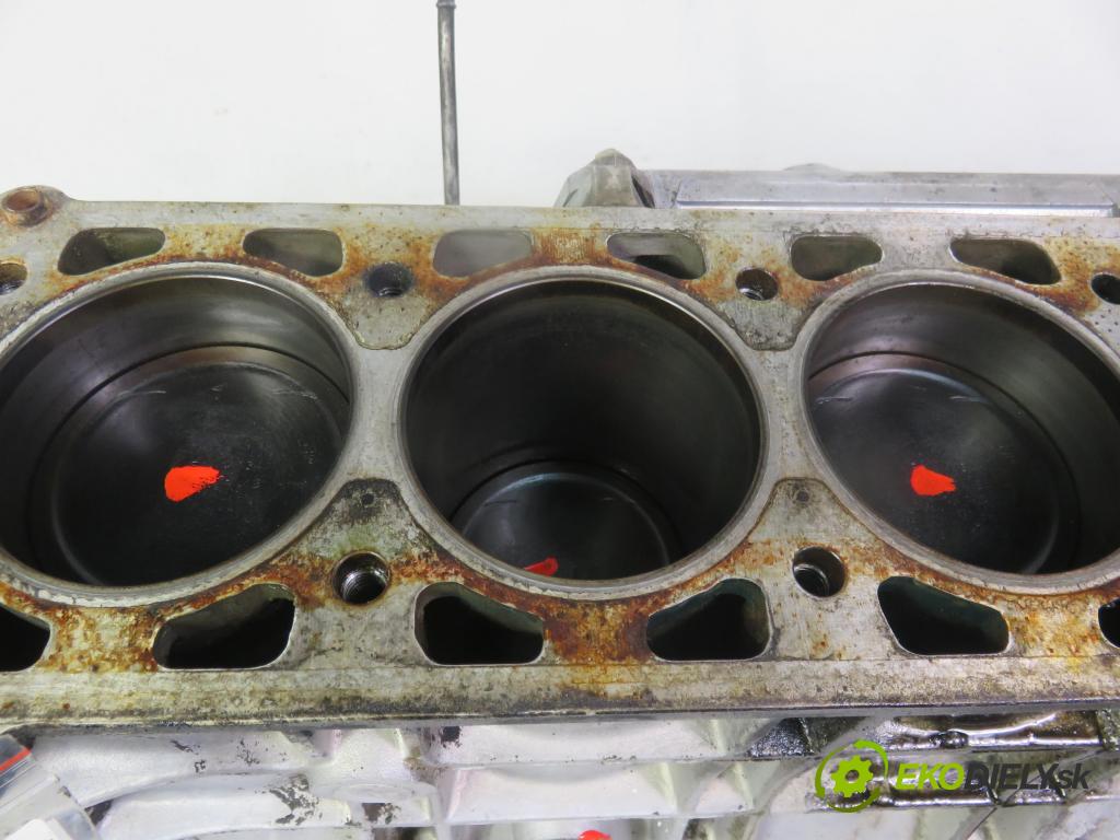 JAGUAR XJ (XJ40, XJ81) SEDAN 1989 163,00 4.0 36681 222 - 9EPCNA 3980,00 blok Motor 9EPCNA (Blok motora)