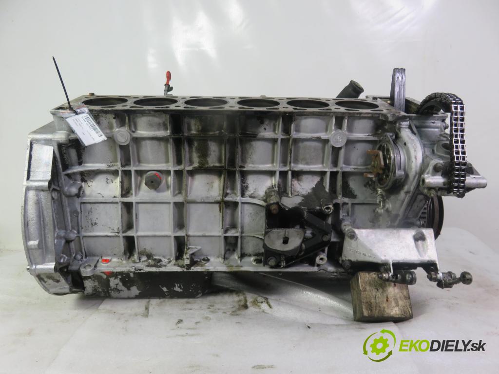 JAGUAR XJ (XJ40, XJ81) SEDAN 1989 163,00 4.0 36681 222 - 9EPCNA 3980,00 blok Motor 9EPCNA (Blok motora)