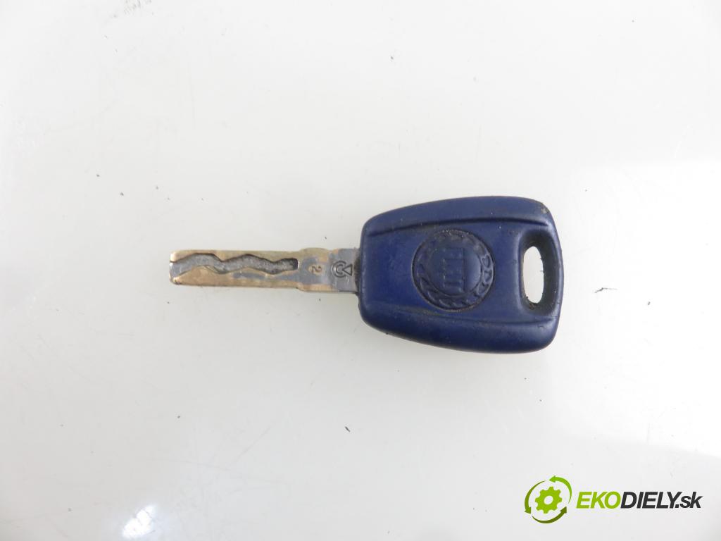 FIAT PANDA (169_) HB 2003 40,00 1.1 54 - 187 A1.000 1108,00 spinačka 468453610 ; 05521B365 (Spínacie skrinky a kľúče)