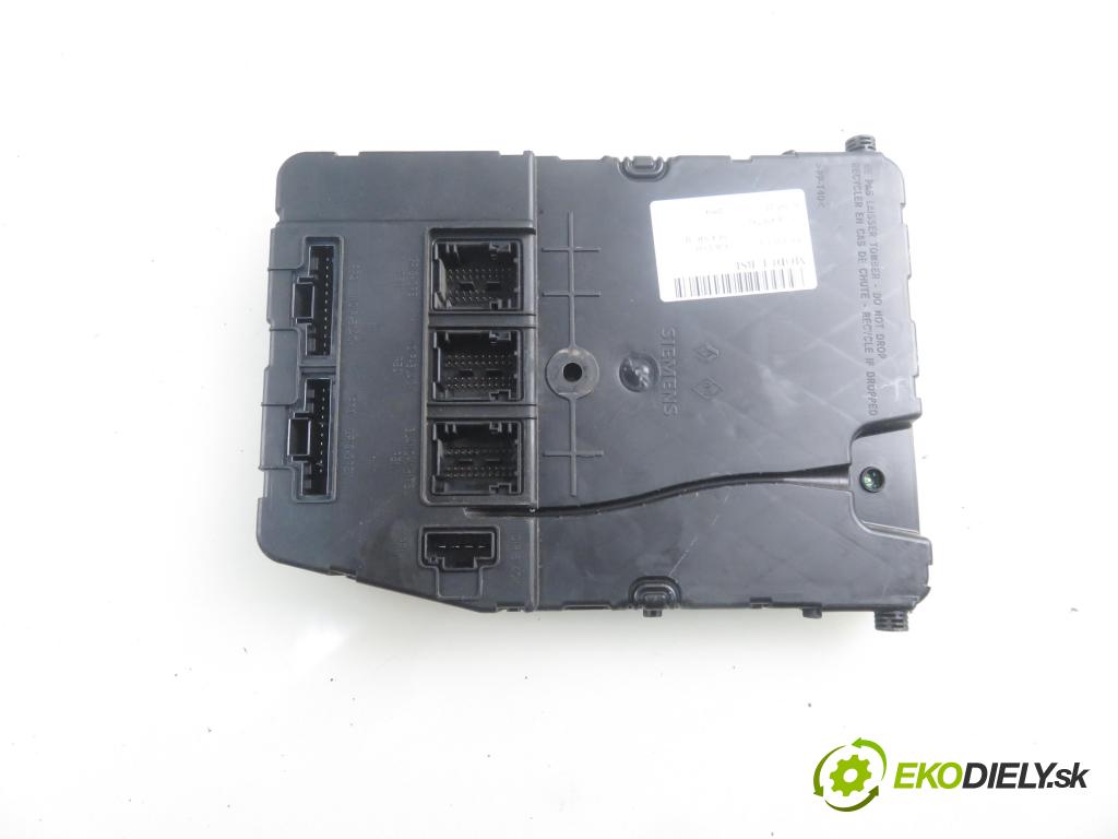 RENAULT GRAND SCENIC II (JM0/1_) MINIVAN 2004 83,00 1.6 - K4M 782 1598,00 MODUL BSI 8200309690 ; S118400220D