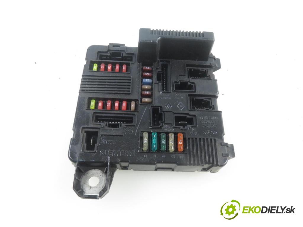 RENAULT GRAND SCENIC II (JM0/1_) MINIVAN 2004 83,00 1.6 - K4M 782 1598,00 MODUL BSI 8200306033B ; A118399300K