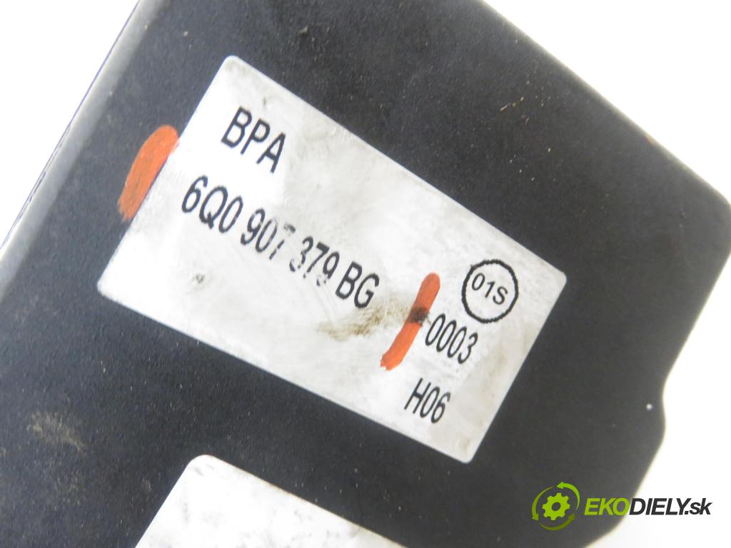 VW POLO (9N_) HB 2009 59,00 1.4 TDI - BMS 1422,00 Pumpa ABS 6Q0907379BG ; 0265951007 (Pumpy ABS)