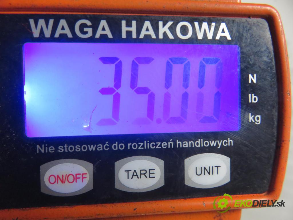 TOYOTA YARIS (_P9_) HB 2006 51,00 1.0 VVT-i (KSP90_) - 1KR-FE 998,00 výztuha zadní část ABS
