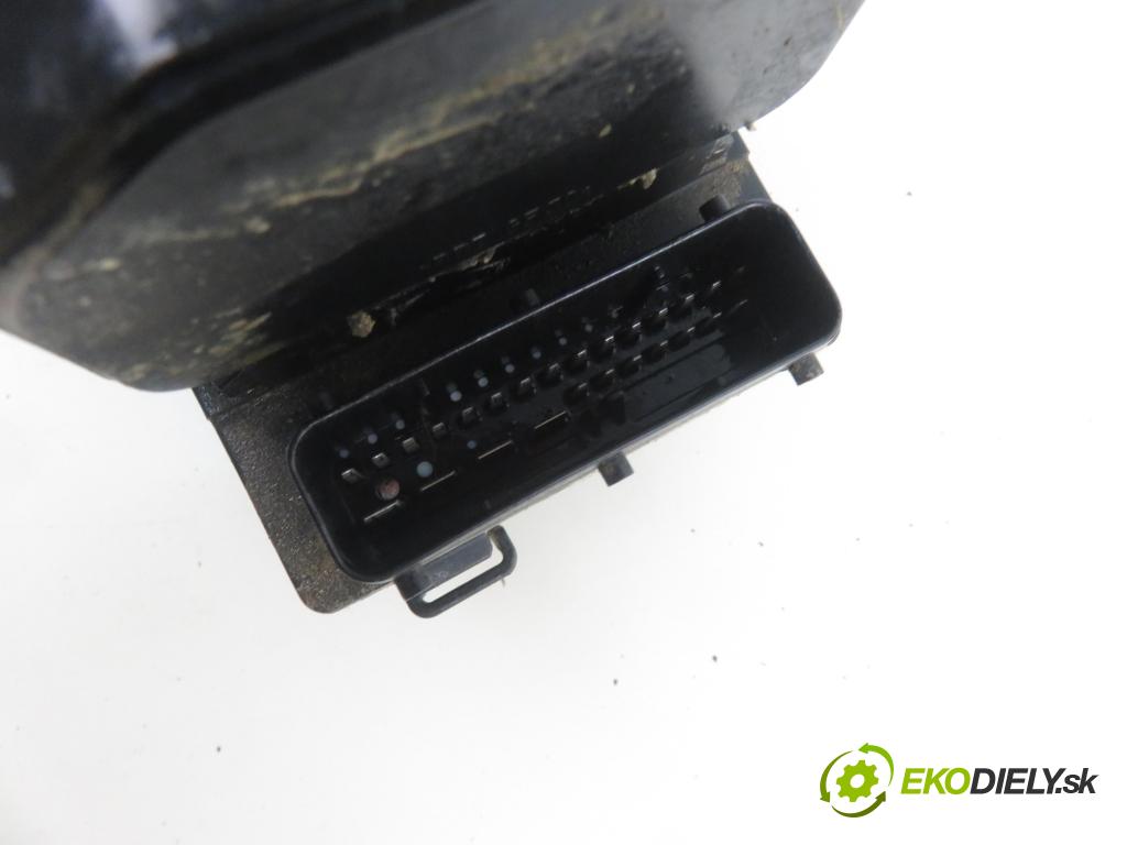 SMART CITY-COUPE (450) HB 2001 33,00 0.6 (S1CLB1, 450.331, 450.336) - M 160 E6AL B04 599,00 Pumpa ABS 0273004530 ; 0006647V008 ; 0265215499 (Pumpy ABS)