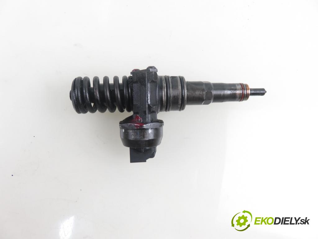 VW PASSAT B6 Variant (3C5) KOMBI 2006 103,00 2.0 TDI PD 8V 140 - BMP 1968,00 Vstrekovač 038130073BQ ; 0414720312 (Vstrekovače)