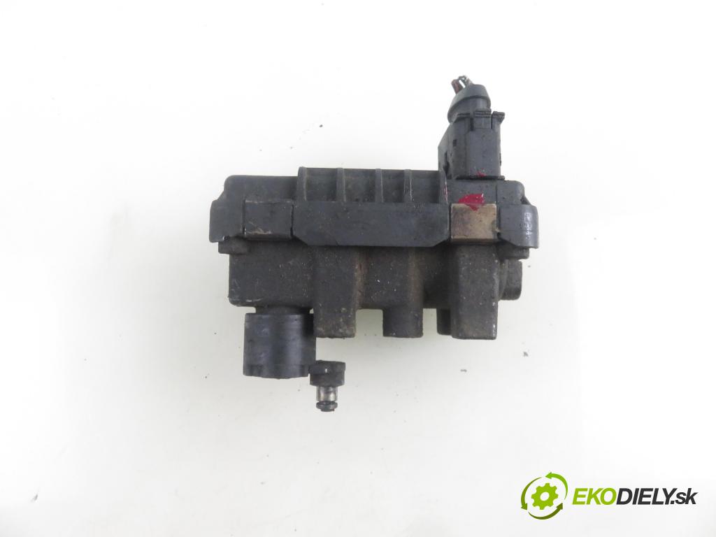 MITSUBISHI OUTLANDER II (CW_W) SUV 2008 115,00 2.2 DI-D 156 4WD - 4HN 2179,00 Nastavovač turba 6NW009483761963 (Ostatné)