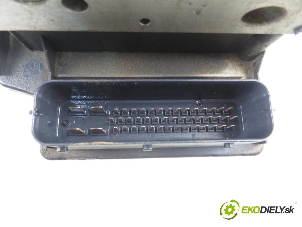 VW GOLF IV (1J1) HB 2000 55,00 1.4 16V - APE 1390,00 Pumpa ABS 1C0907379 ; 10094703073 ; 6X0614517 (Pumpy ABS)