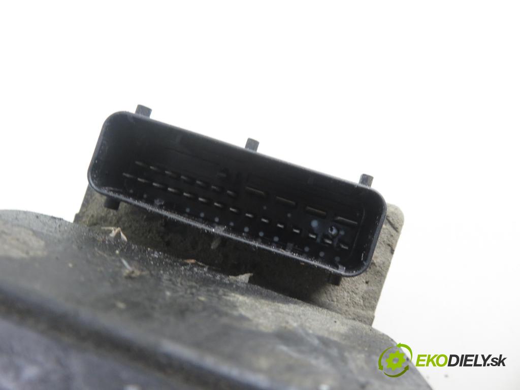 VW PASSAT B5 (3B2) SEDAN 1998 81,00 1.9 TDI 110 - AFN 1896,00 Pumpa ABS 0273004282 ; 0265216562 (Pumpy ABS)