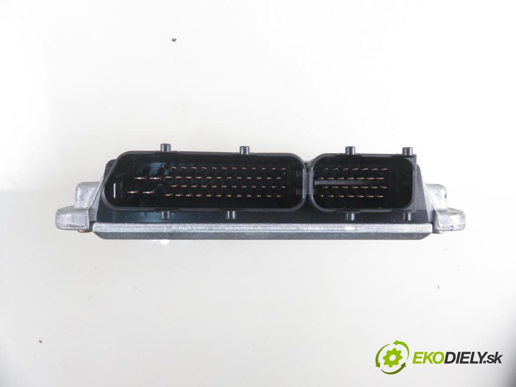 VW PASSAT B5 (3B2) SEDAN 1998 81,00 1.9 TDI 110 - AFN 1896,00 Riadiaca jednotka Motor 038906018P ; 0281001720