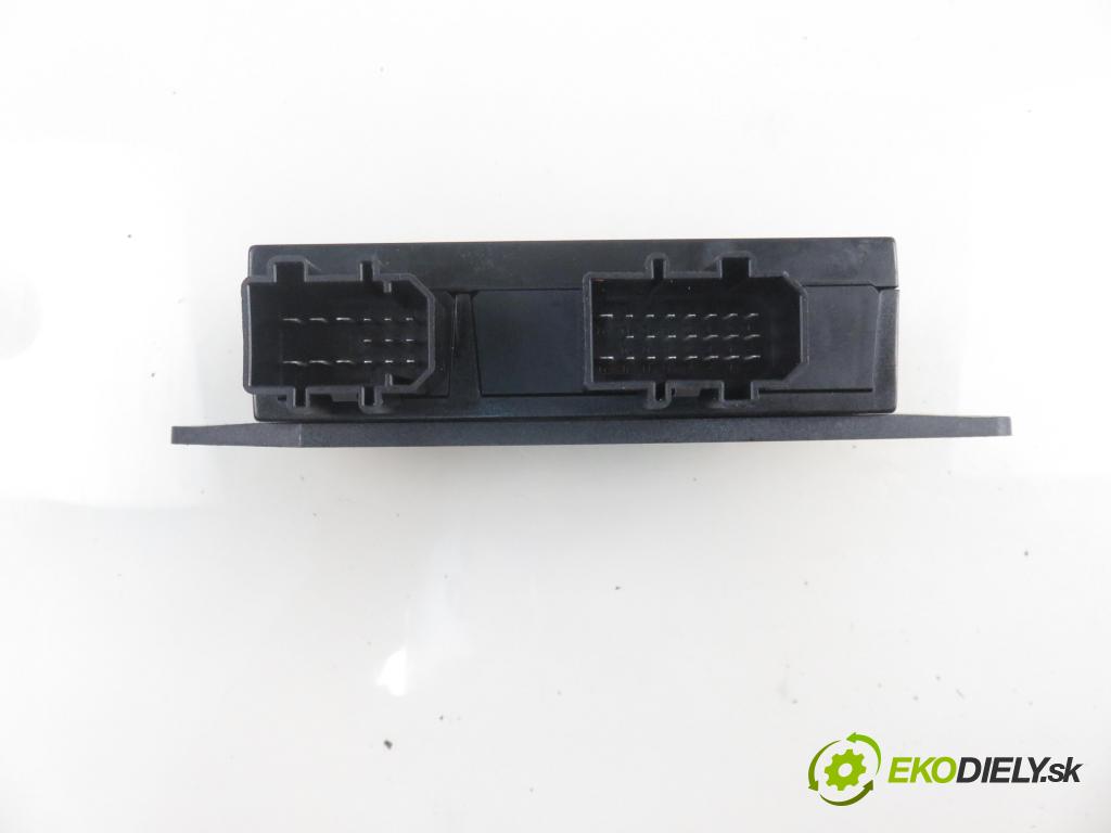 VW PASSAT B5 (3B2) SEDAN 1998 81,00 1.9 TDI 110 - AFN 1896,00 MODUL komfortu 1J0959799J