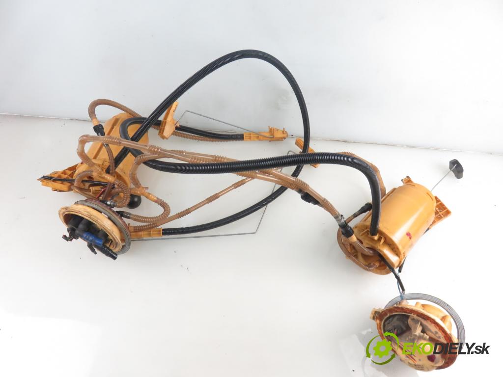 VW TOUAREG (7LA, 7L6, 7L7) SUV 2005 165,00 3.0 V6 TDI 224 - BKS 2967,00 pumpa paliva 7L6919679C ; 7L6919679B