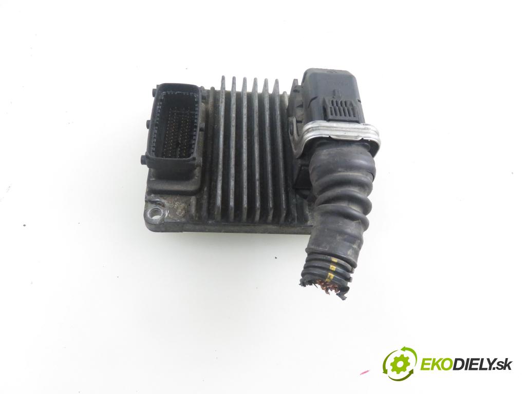 OPEL ASTRA G Kombi (T98) KOMBI 2000 55,00 1.7 DTI 16V - Y 17 DT 1686,00 Riadiaca jednotka Motor 09391899