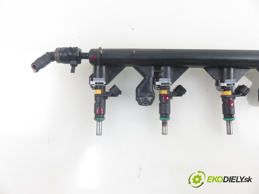 PEUGEOT 207 (WA_, WC_) HB 2011 70,00 1.4 16v VTI 95 - 8FS 1397,00 Lišta vstrekovacia V757564580 ; V752817680 (Vstrekovacie lišty)