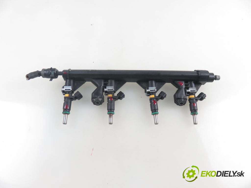 PEUGEOT 207 (WA_, WC_) HB 2011 70,00 1.4 16v VTI 95 - 8FS 1397,00 Lišta vstrekovacia V757564580 ; V752817680 (Vstrekovacie lišty)