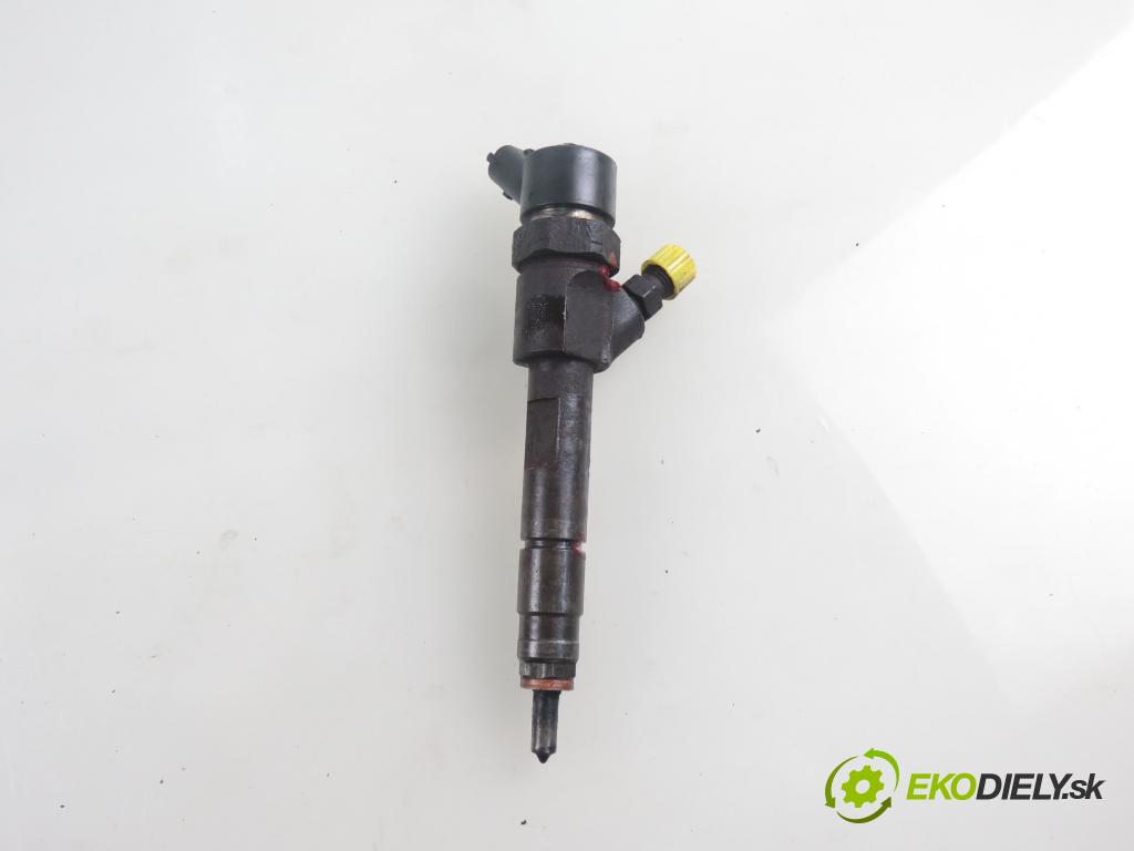 RENAULT SCENIC II (JM0/1_) MINIVAN 2004 88,00 1.9 dCi 120 - F9Q 812 1870,00 vstrekovač 8200100272 ; 0445110110B (Vstrekovače)
