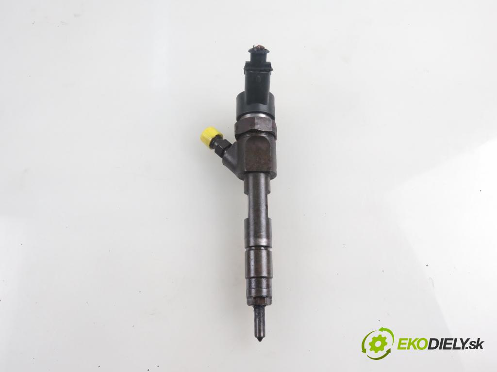 RENAULT SCENIC II (JM0/1_) MINIVAN 2004 88,00 1.9 dCi 120 - F9Q 812 1870,00 vstrekovač 8200100272 ; 0445110110B (Vstrekovače)