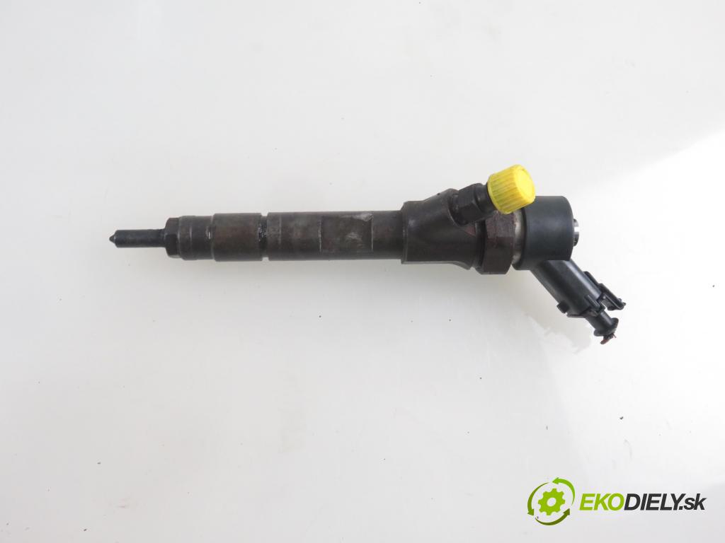 RENAULT SCENIC II (JM0/1_) MINIVAN 2004 88,00 1.9 dCi 120 - F9Q 812 1870,00 vstrekovač 8200100272 ; 0445110110B (Vstrekovače)