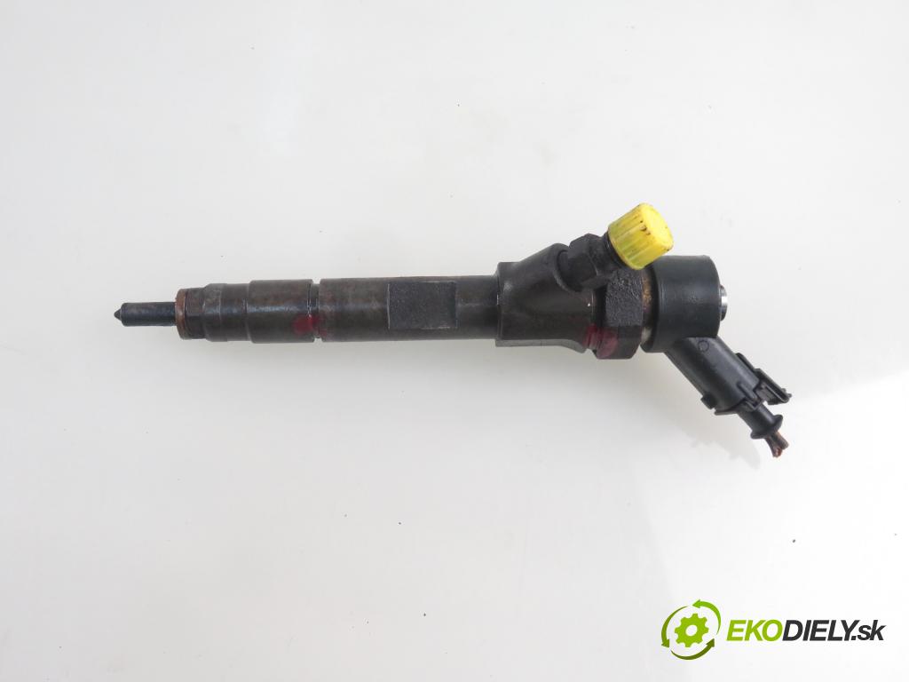 RENAULT SCENIC II (JM0/1_) MINIVAN 2004 88,00 1.9 dCi 120 - F9Q 812 1870,00 vstrekovač 8200100272 ; 0445110110B (Vstrekovače)