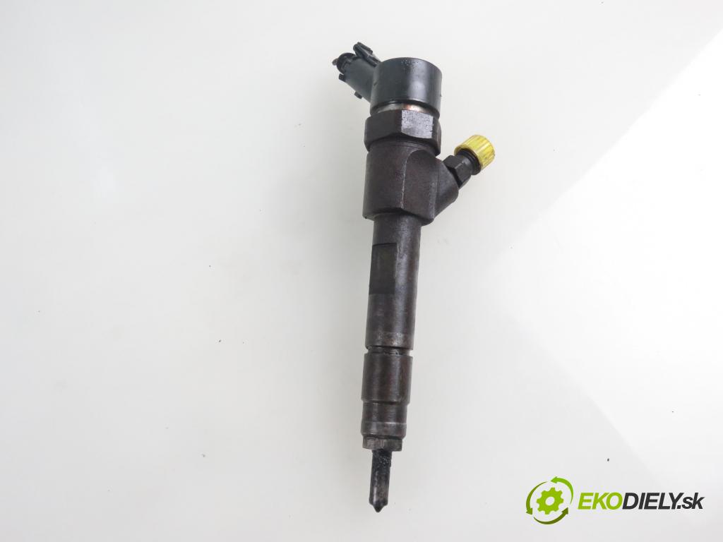 RENAULT SCENIC II (JM0/1_) MINIVAN 2004 88,00 1.9 dCi 120 - F9Q 812 1870,00 vstrekovač 8200100272 ; 0445110110B (Vstrekovače)