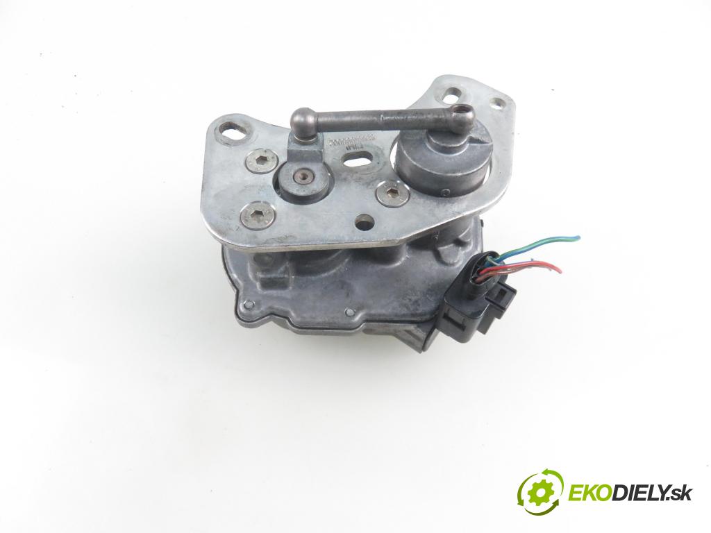 AUDI A6 (4F2, C6) SEDAN 2005 132,00 2.7 TDI 180 - BPP 2698,00 Nastavovač turba 059145725A ; A2C53106830 (Ostatné)