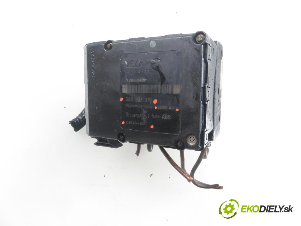 VW PASSAT B3/B4 Variant (3A5, 35I) KOMBI 1995 66,00 1.9 TDI - 1Z 1896,00 Pumpa ABS 3A0907379 ; 5WK8411 ; 10094603003 (Pumpy ABS)