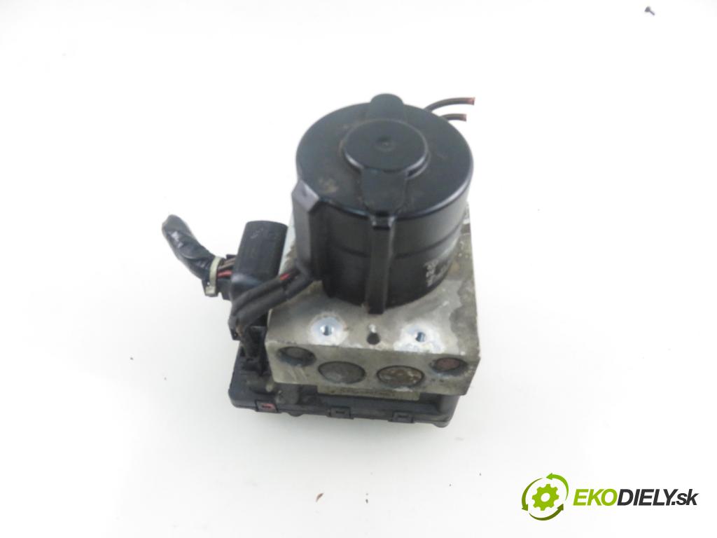 VW PASSAT B3/B4 Variant (3A5, 35I) KOMBI 1995 66,00 1.9 TDI - 1Z 1896,00 Pumpa ABS 3A0907379 ; 5WK8411 ; 10094603003 (Pumpy ABS)