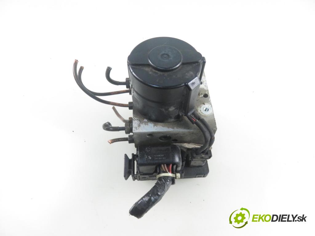 VW PASSAT B3/B4 Variant (3A5, 35I) KOMBI 1995 66,00 1.9 TDI - 1Z 1896,00 Pumpa ABS 3A0907379 ; 5WK8411 ; 10094603003 (Pumpy ABS)