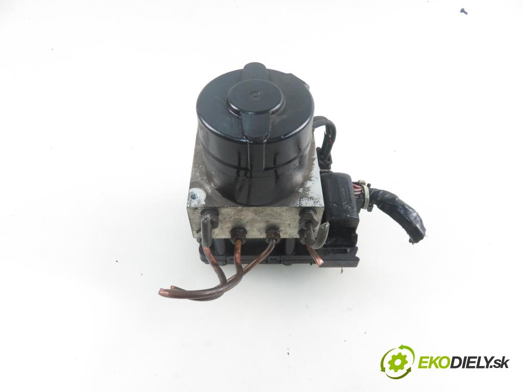 VW PASSAT B3/B4 Variant (3A5, 35I) KOMBI 1995 66,00 1.9 TDI - 1Z 1896,00 Pumpa ABS 3A0907379 ; 5WK8411 ; 10094603003 (Pumpy ABS)