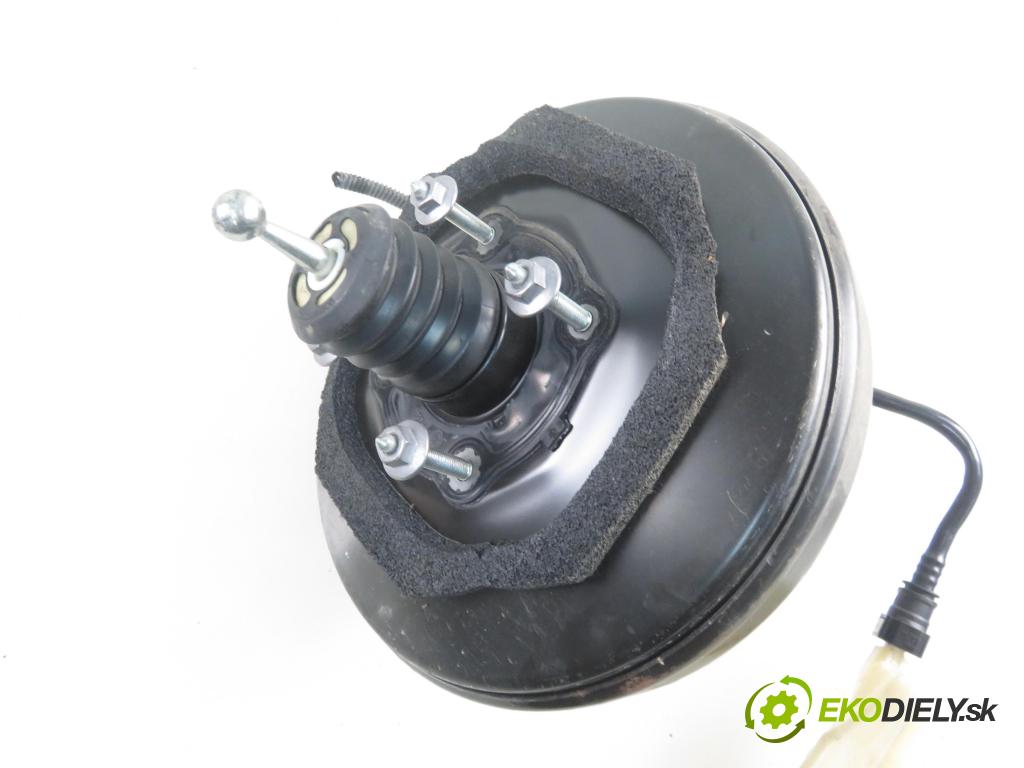 CITROEN C4 II (B7) HB 2012 68,00 1.6 HDi 8V - 9HP (DV6DTED) 1560,00 Posilovač 9674747580 ; 0204054560 (Servočerpadlá, pumpy riadenia)