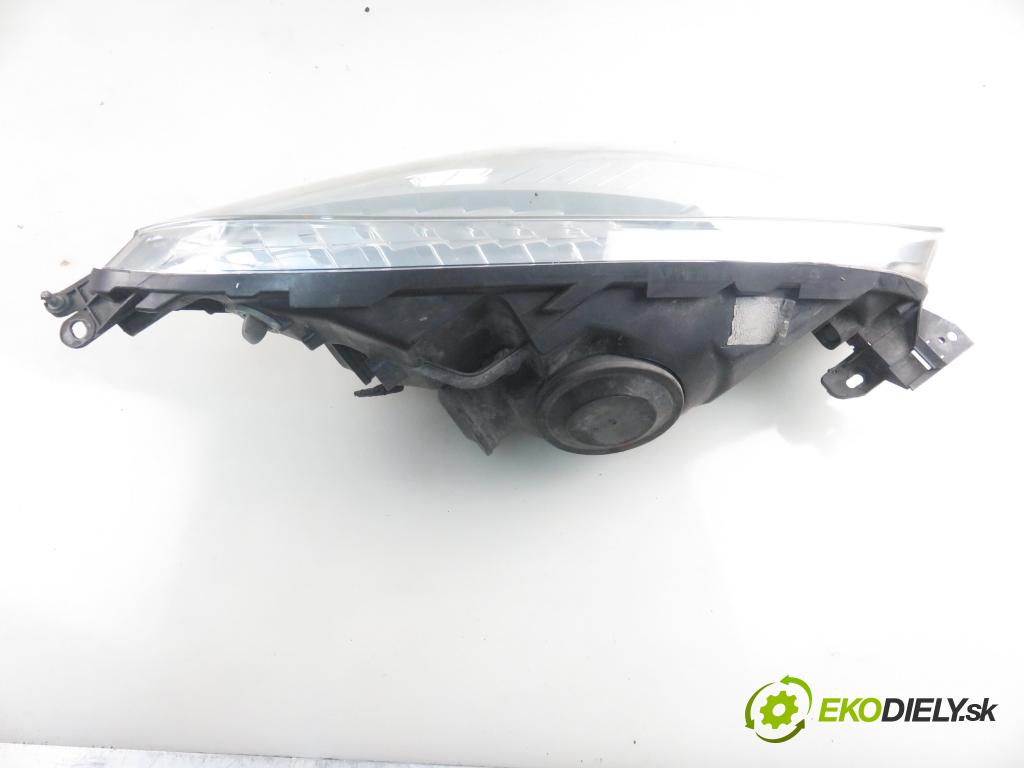 CITROEN C4 Grand Picasso I (UA_) VAN 2008 100,00 2.0 HDi 138 - RHJ (DW10BTED4) 1997,00 světlo LP