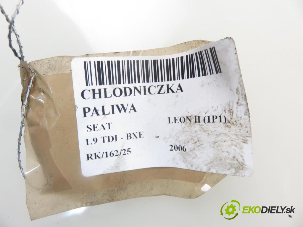 SEAT LEON (1P1) HB 2006 77,00 1.9 TDI - BXE 1896,00 Chladič paliva 1K0203491B