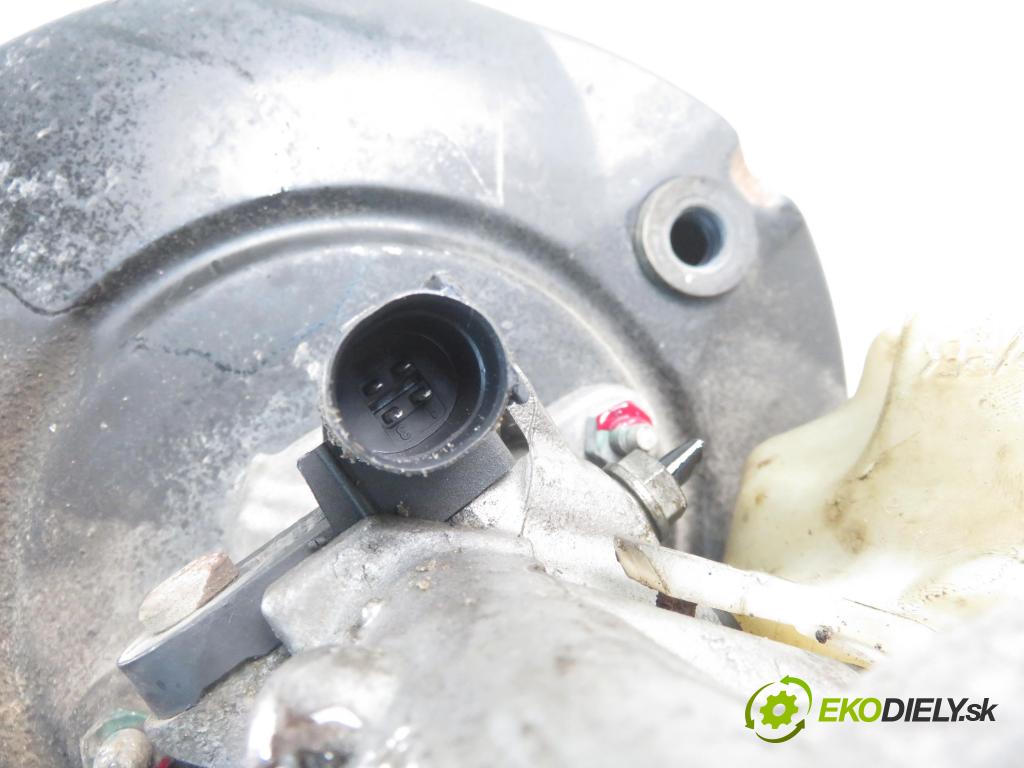 SEAT LEON (1P1) HB 2006 77,00 1.9 TDI - BXE 1896,00 Posilovač 1K1614105AQ ; 0204051358 (Servočerpadlá, pumpy riadenia)