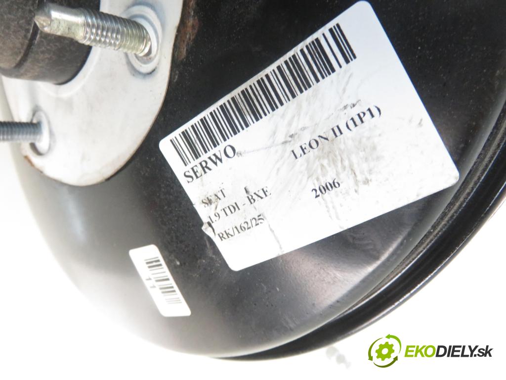 SEAT LEON (1P1) HB 2006 77,00 1.9 TDI - BXE 1896,00 Posilovač 1K1614105AQ ; 0204051358 (Servočerpadlá, pumpy riadenia)