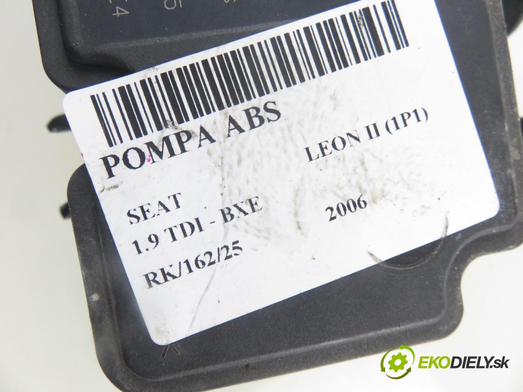SEAT LEON (1P1) HB 2006 77,00 1.9 TDI - BXE 1896,00 Pumpa ABS 10097003153 ; 1K0907379P ; 1K0614117J (Pumpy ABS)