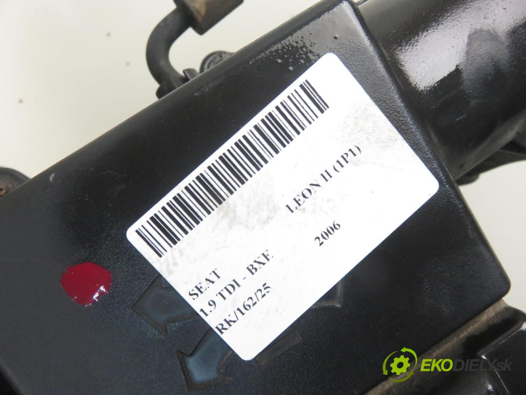 SEAT LEON (1P1) HB 2006 77,00 1.9 TDI - BXE 1896,00 Obal filtra vzduchu 3C0129607AD ; 3C0129601AJ (Obaly filtrov vzduchu)