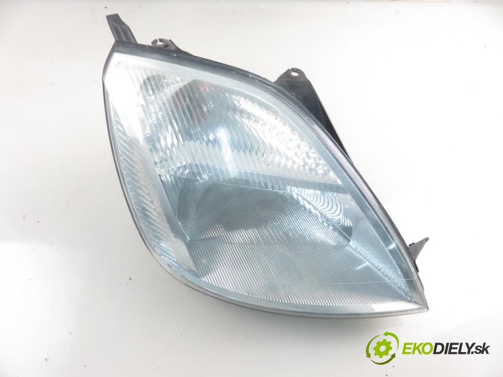 FORD FIESTA V (JH_, JD_) HB 2002 50,00 1.4 TDCi 8V 68 - F6JA 1399,00 světlo PP 2S6X13W029AH