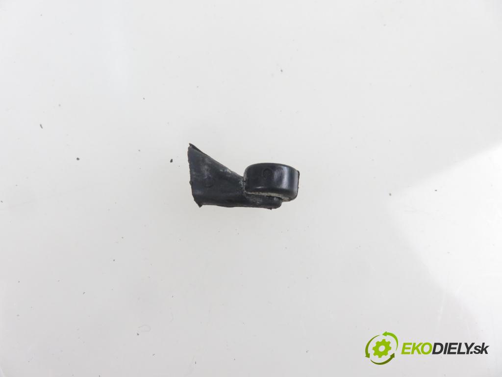AUDI A3 Sportback (8PA) HB 2006 103,00 2.0 TDI 16V - BKD 1968,00 motorek stěrače ZADNÍ: