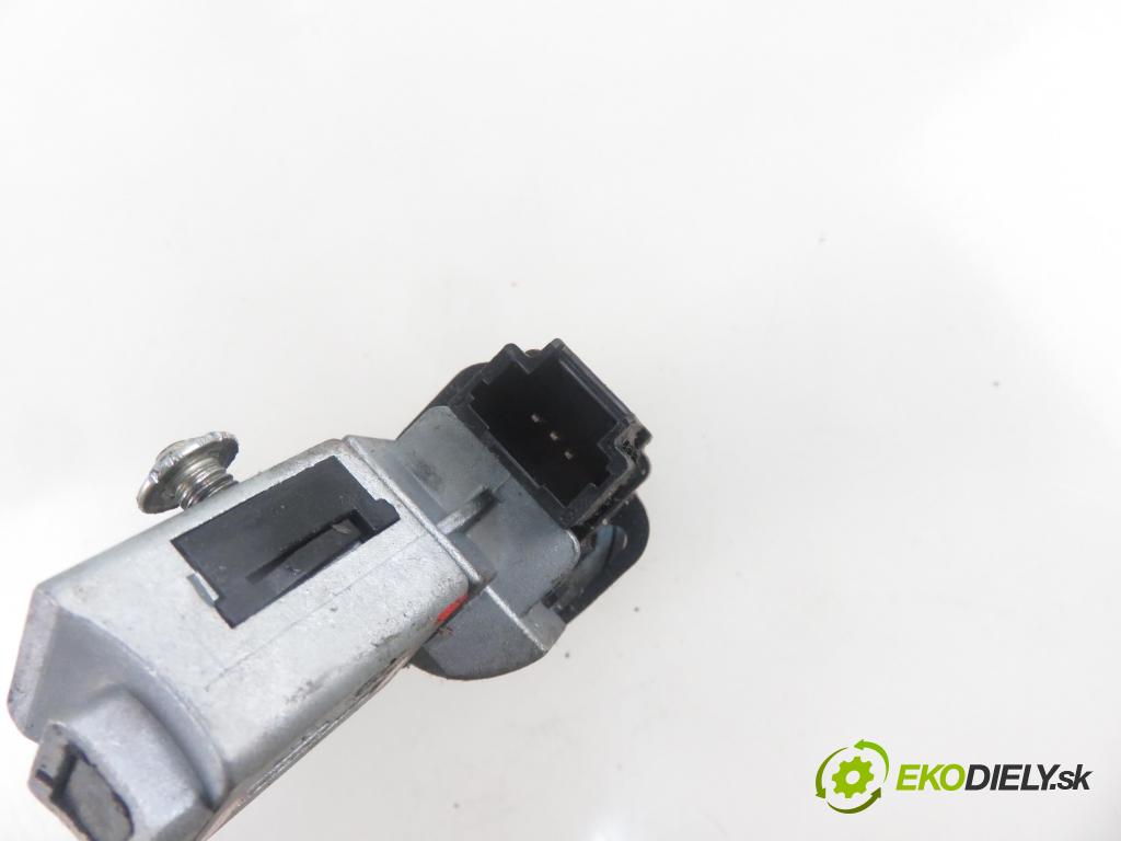 PEUGEOT 307 (3A/C) HB 2005 0,00 1.6 HDi - 9HX (DV6ATED4) 1560,00 spinačka 36353100 (Spínacie skrinky a kľúče)