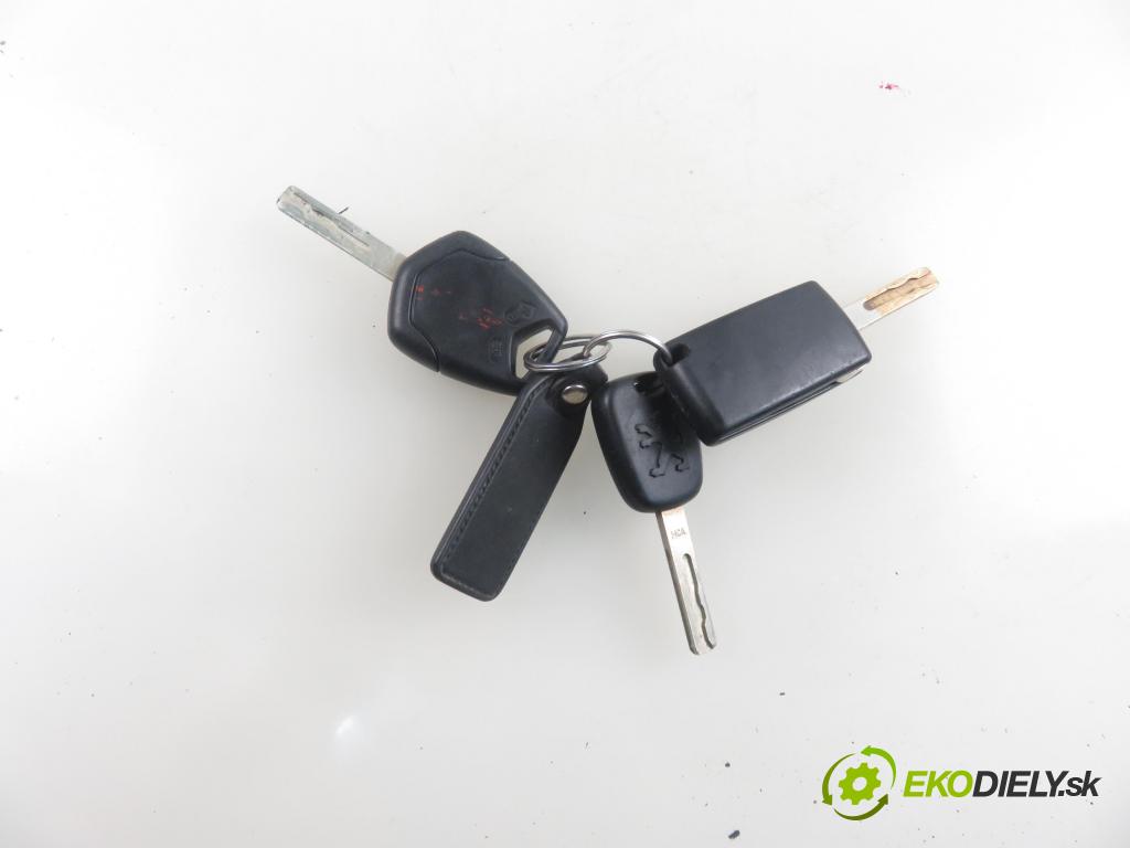 PEUGEOT 307 (3A/C) HB 2005 0,00 1.6 HDi - 9HX (DV6ATED4) 1560,00 spinačka 36353100 (Spínacie skrinky a kľúče)