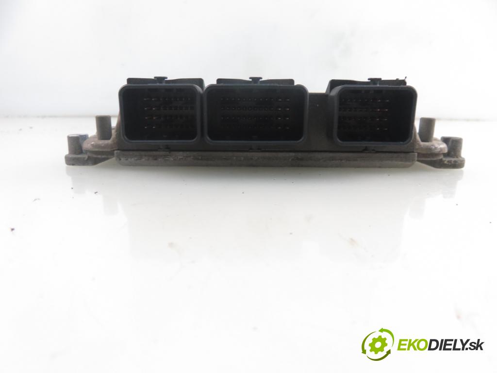 PEUGEOT 307 (3A/C) HB 2004 79,00 2.0 HDi 110 - RHS 1997,00 Riadiaca jednotka Motor 0281011081 ; 9647472780