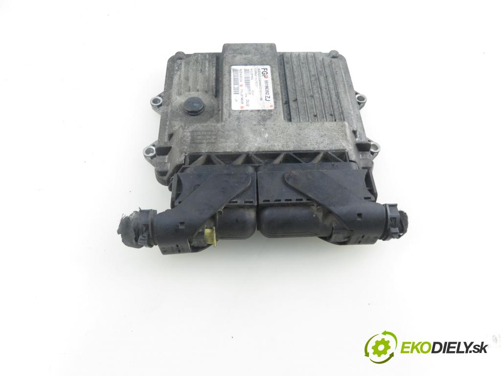 OPEL CORSA C (X01) HB 2006 51,00 1.3 CDTI - Z 13 DT 1248,00 Riadiaca jednotka Motor 55196352ZJ ; 7160004905