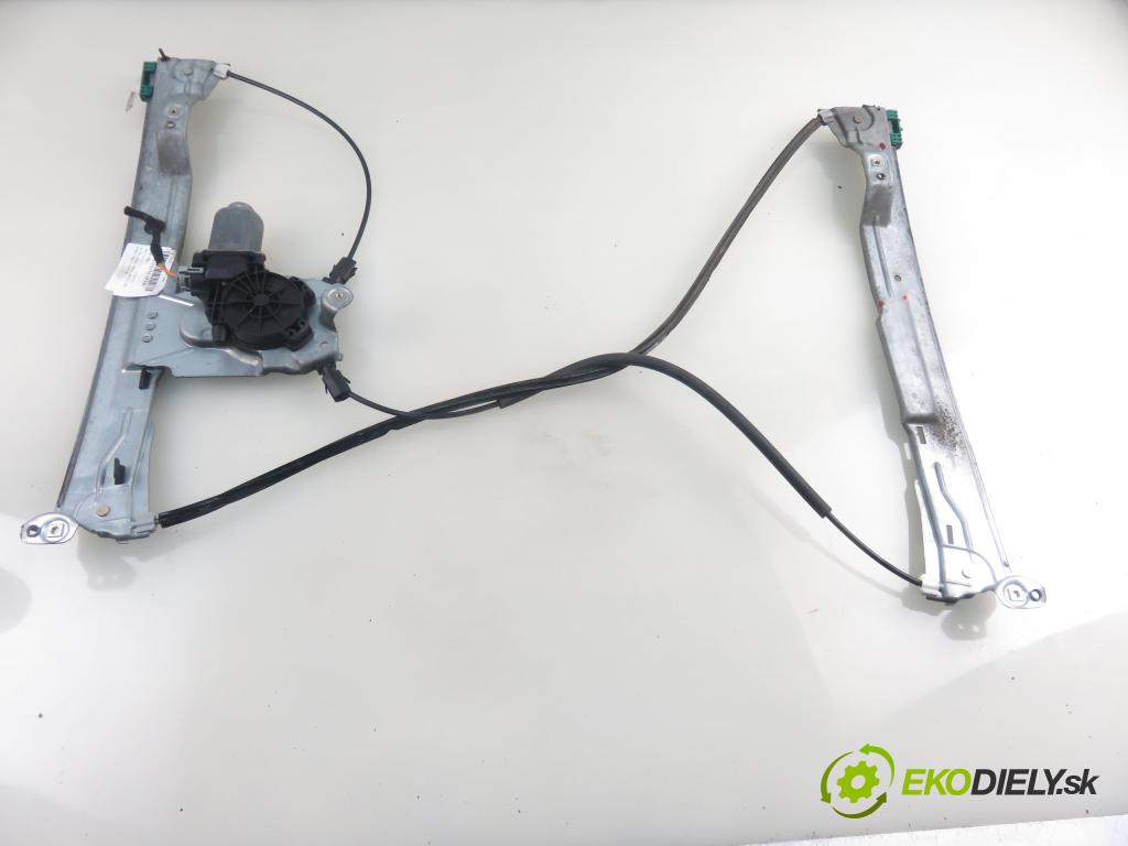 RENAULT CLIO III (BR0/1, CR0/1) HB 2006 55,00 1.2 16V 75 - D4F 740 1149,00 mechanismus oken 3D 400856