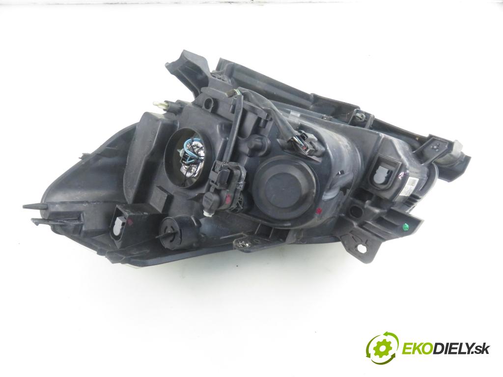 RENAULT CLIO III (BR0/1, CR0/1) HB 2006 55,00 1.2 16V 75 - D4F 740 1149,00 světlo PP 8200459823