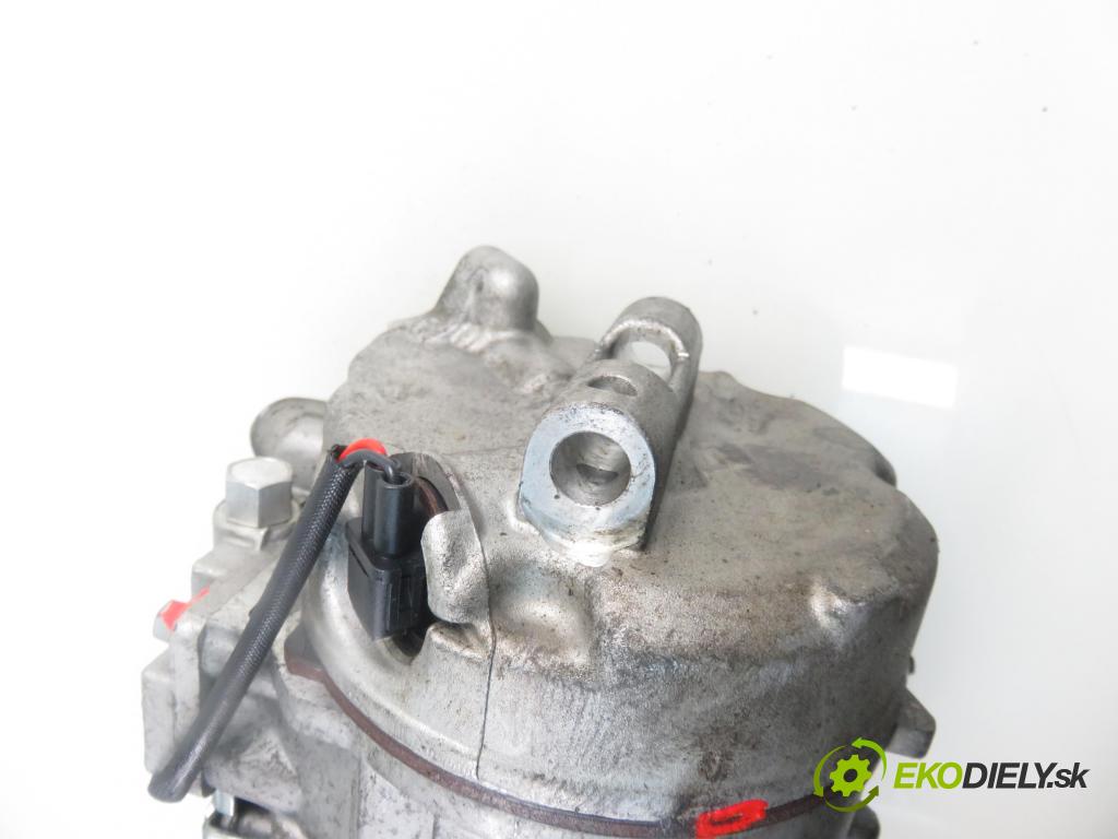 AUDI A4 (8E2, B6) SEDAN 2002 74,00 1.9 TDI - AVB 1896,00 KOMPRESOR: klimatizácie (Kompresory klimatizácie)