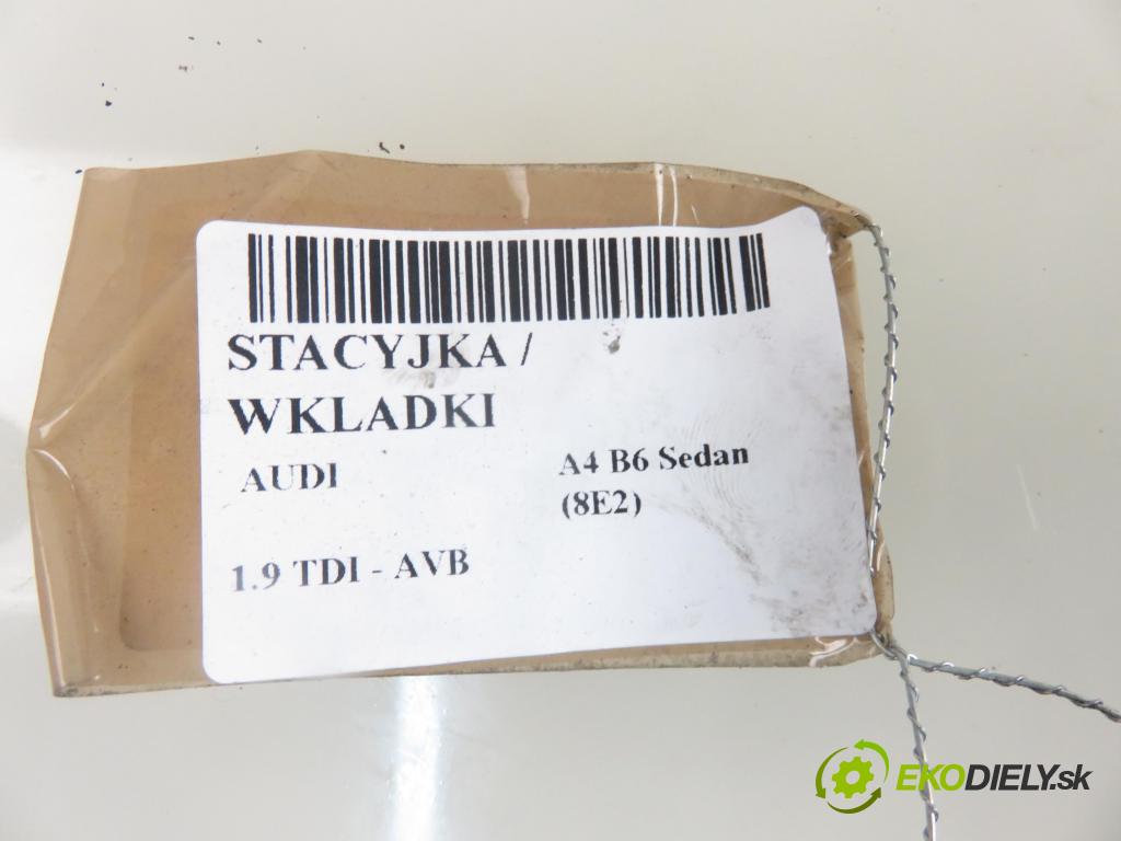 AUDI A4 (8E2, B6) SEDAN 2002 74,00 1.9 TDI - AVB 1896,00 spinačka 4B0905851G (Spínacie skrinky a kľúče)