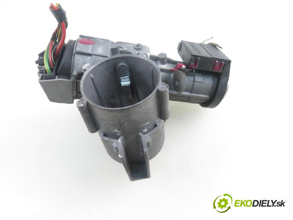 FORD FOCUS (DAW, DBW) HB 2002 66,00 1.8 TDDi 90- C9DB 1753,00 spinačka  (Spínacie skrinky a kľúče)